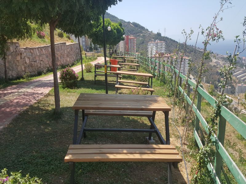 Narbel-Piknik Masalar�-