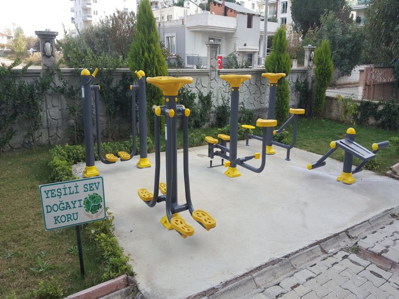�zsuba�� �n�aat-Metal Polietilen Oyun Gruplar�-